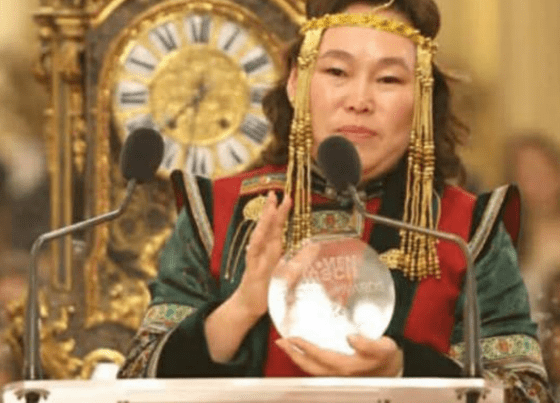 バダムツェツェグ・ルグワスレン